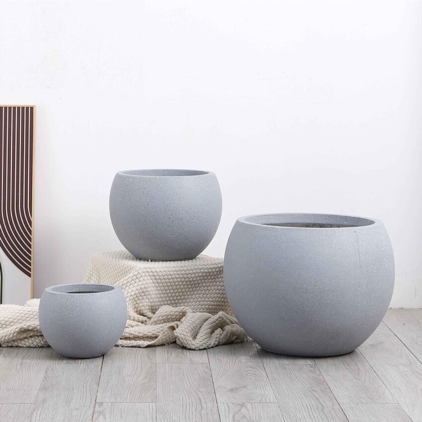 Leo Grey oxide plant pot