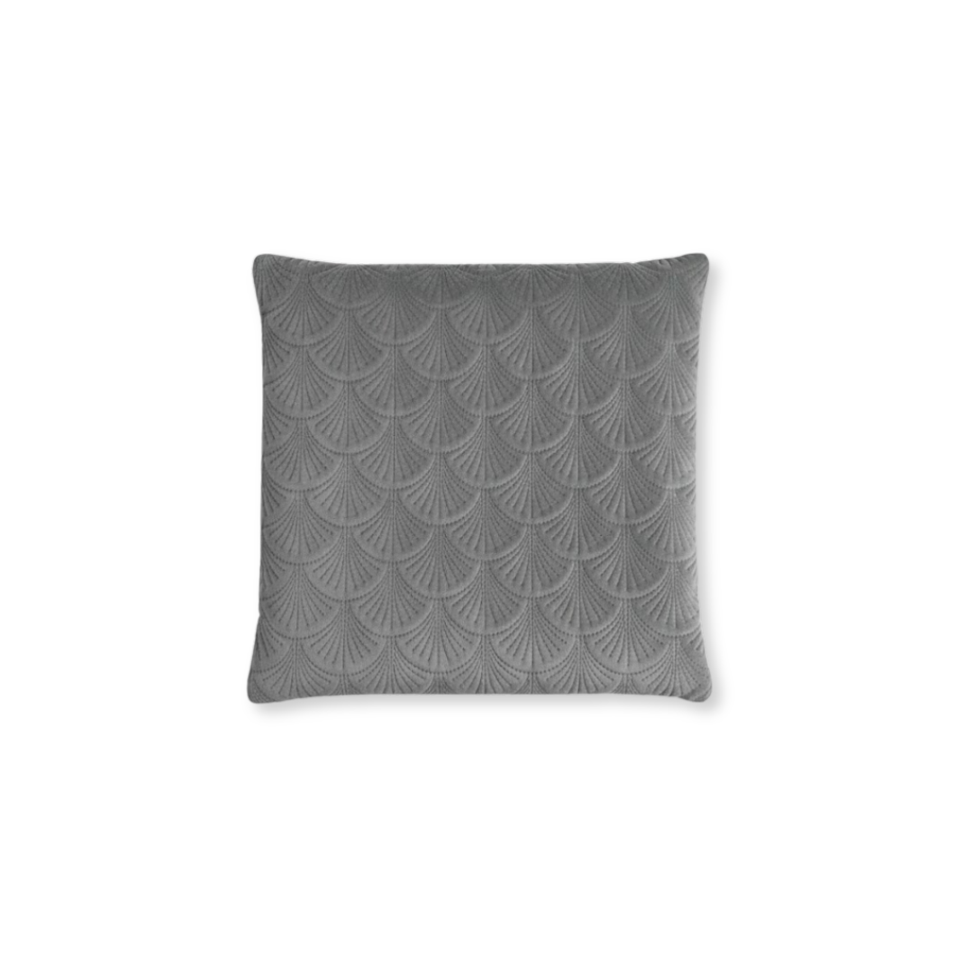 Scalloped 18x18" Cushion Cover
