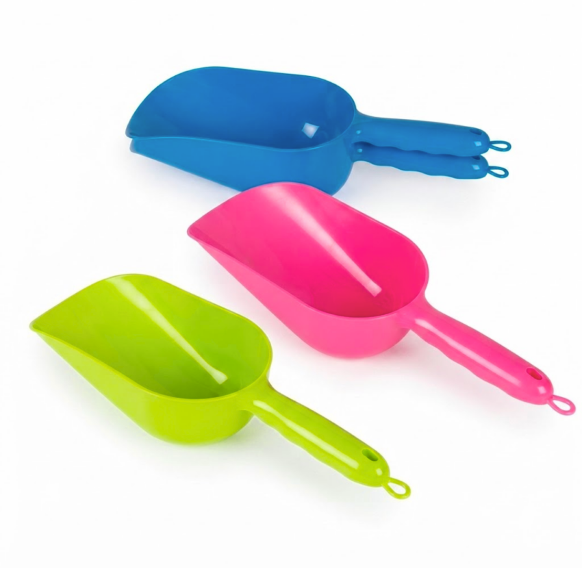 Plastic Scoop